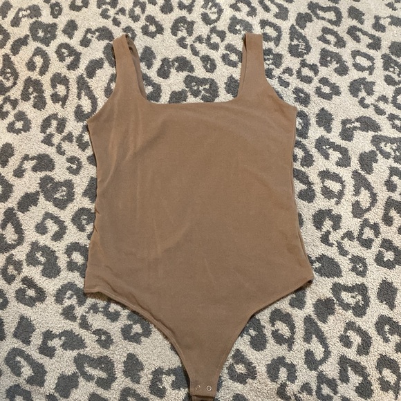 Abercrombie Cotton Blend Seamless Tank Bodysuit - Picture 5 of 7